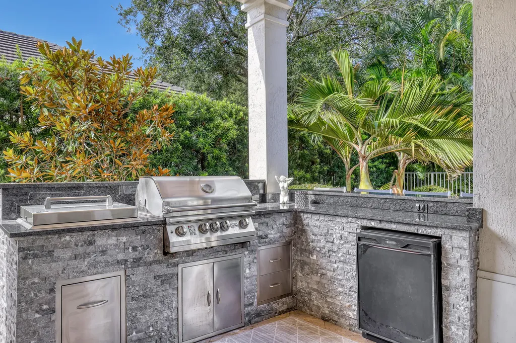 8541 Butler Greenwood Drive Royal Palm Beach FL 33411