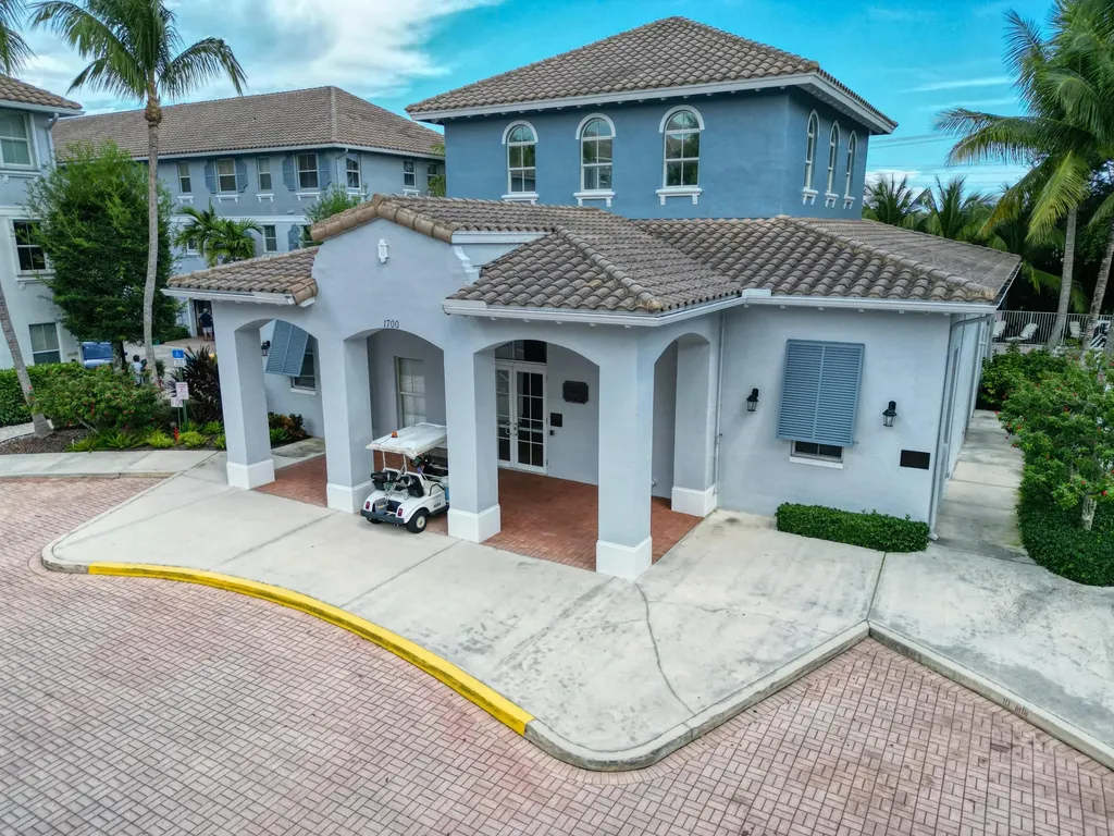 1470 Vía De Pepi Boynton Beach FL 33426
