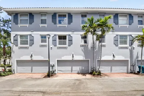 1470 Vía De Pepi Boynton Beach FL 33426
