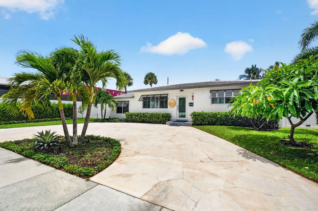 367 Putnam Ranch Road West Palm Beach FL 33405