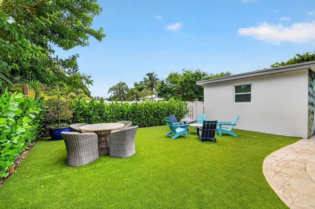 367 Putnam Ranch Road West Palm Beach FL 33405