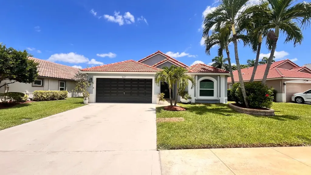 1627 Oak Berry Circle Wellington FL 33414