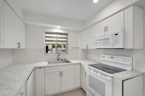 19001 NE 14th Avenue Miami FL 33179