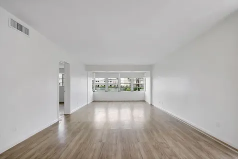 19001 NE 14th Avenue Miami FL 33179