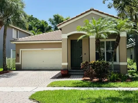 5201 Sancerre Circle Lake Worth FL 33463