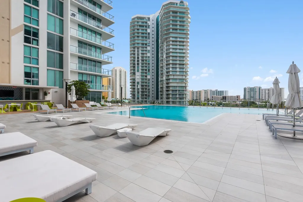 300 Sunny Isle Boulevard Sunny Isles Beach FL 33160