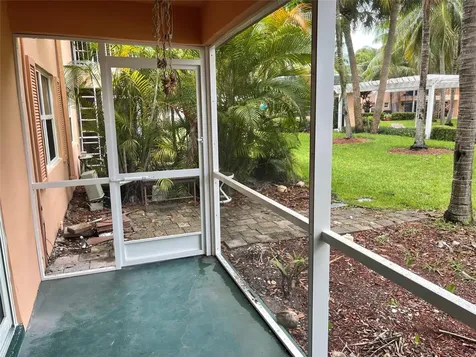 770 SE 2nd Avenue Deerfield Beach FL 33441