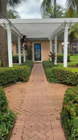 770 SE 2nd Avenue Deerfield Beach FL 33441