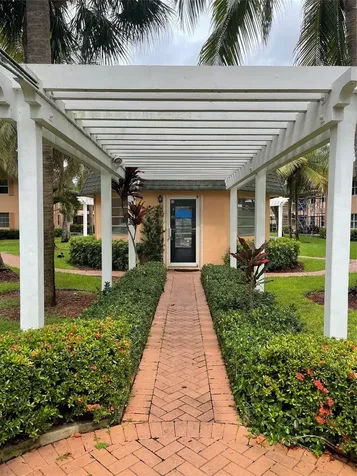 770 SE 2nd Avenue Deerfield Beach FL 33441