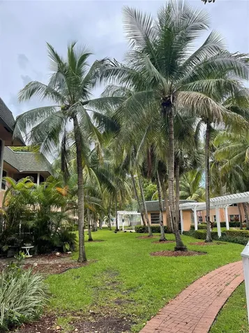 770 SE 2nd Avenue Deerfield Beach FL 33441