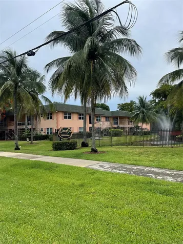 770 SE 2nd Avenue Deerfield Beach FL 33441