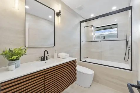 6011 NE 19th Avenue Fort Lauderdale FL 33308