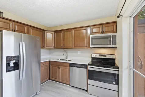 541 NW 82nd Miami FL 33126