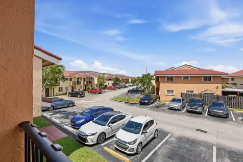 541 NW 82nd Miami FL 33126