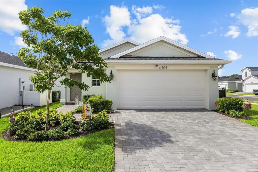 11202 NW Fernbrook Drive Port St Lucie FL 34987