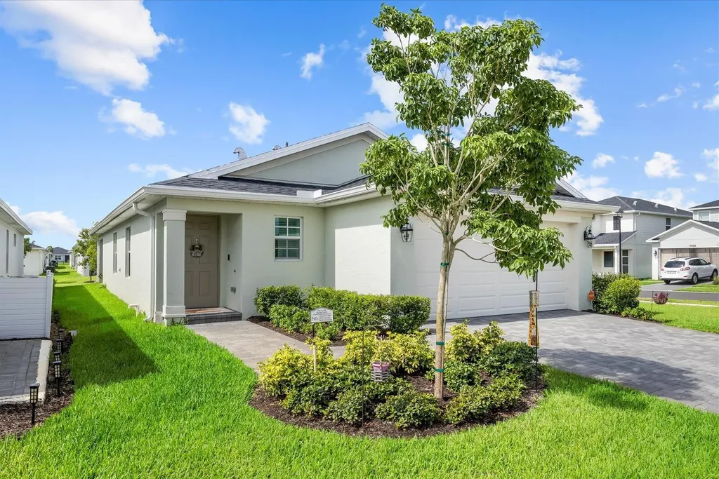 11202 NW Fernbrook Drive Port St Lucie FL 34987