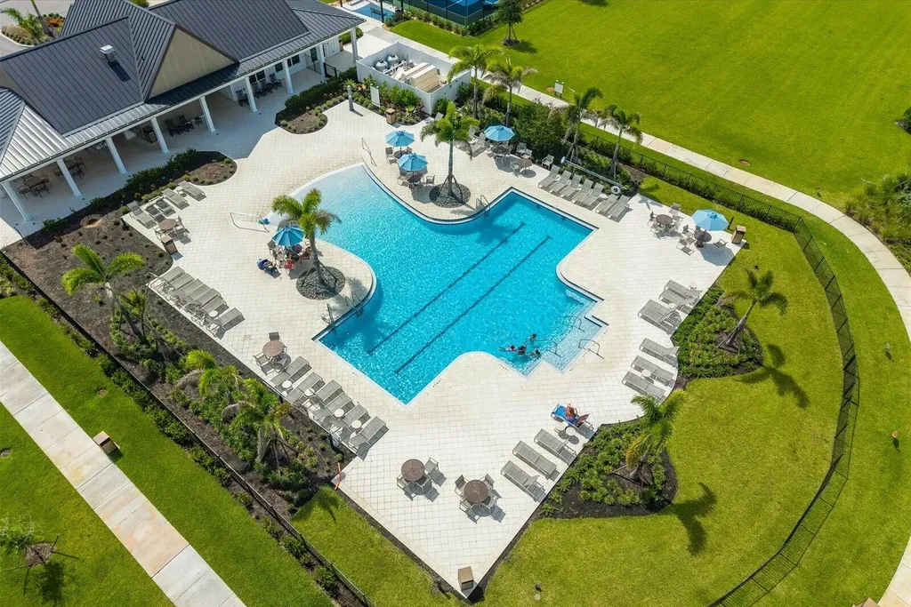 11202 NW Fernbrook Drive Port St Lucie FL 34987