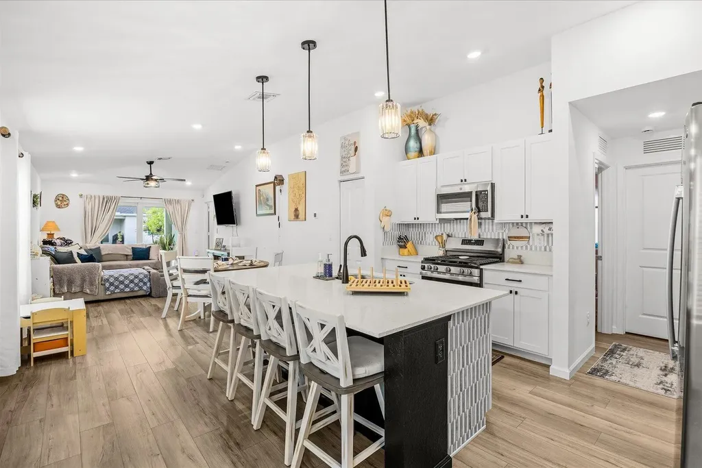 11202 NW Fernbrook Drive Port St Lucie FL 34987