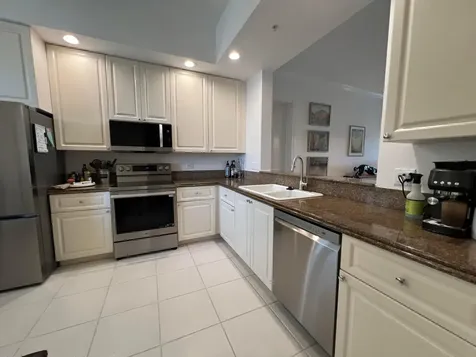 13 Harbour Isle Drive W Fort Pierce FL 34949