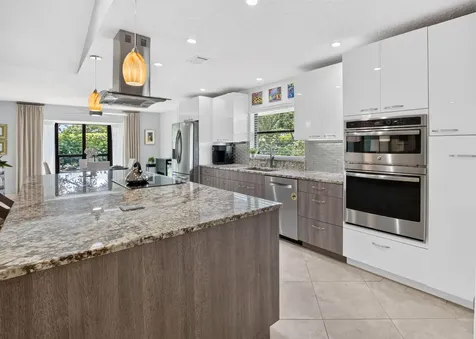 6928 Villas Drive W Boca Raton FL 33433