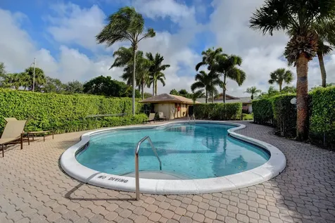6928 Villas Drive W Boca Raton FL 33433