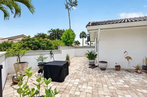 6928 Villas Drive W Boca Raton FL 33433