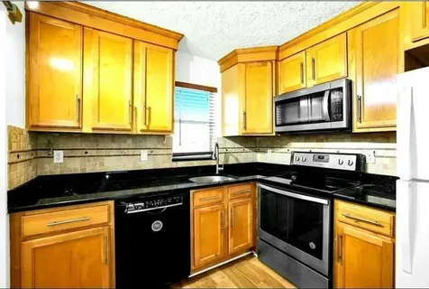 9355 SW 8th Street Boca Raton FL 33428