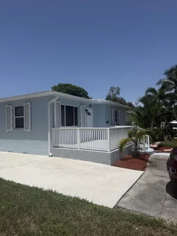 135 SE 5th Avenue Boynton Beach FL 33435