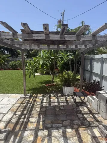 135 SE 5th Avenue Boynton Beach FL 33435