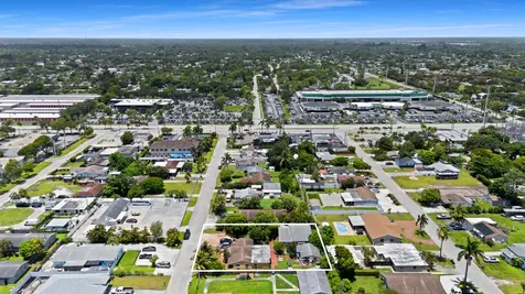 4373 Venus Avenue West Palm Beach FL 33406