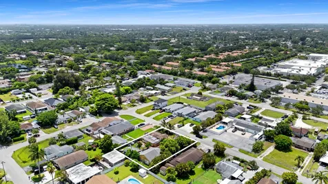 4373 Venus Avenue West Palm Beach FL 33406