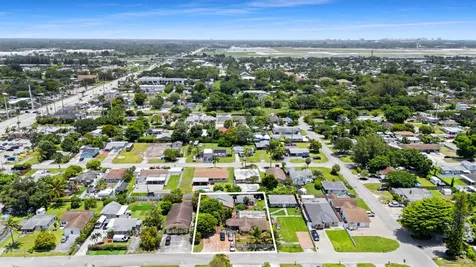 4373 Venus Avenue West Palm Beach FL 33406