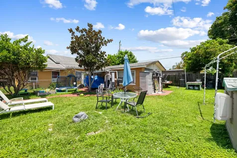 4373 Venus Avenue West Palm Beach FL 33406