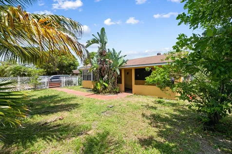 4373 Venus Avenue West Palm Beach FL 33406