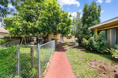 4373 Venus Avenue West Palm Beach FL 33406