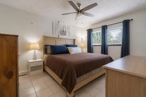 2050 NE 39th Street Lighthouse Point FL 33064