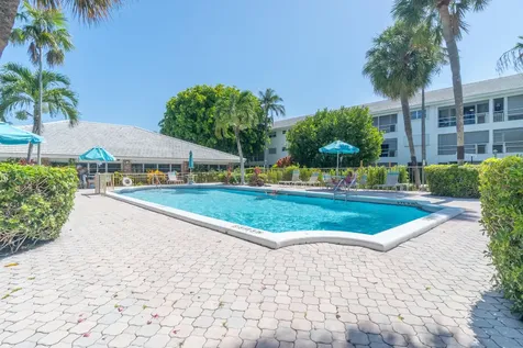 2050 NE 39th Street Lighthouse Point FL 33064