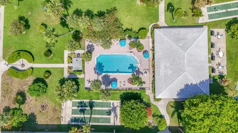 2050 NE 39th Street Lighthouse Point FL 33064