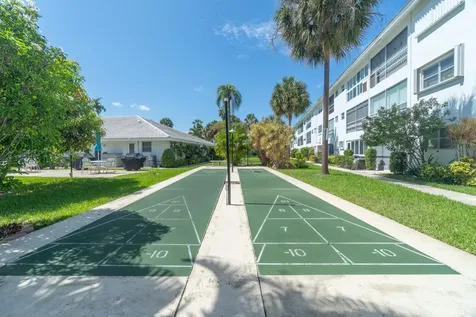 2050 NE 39th Street Lighthouse Point FL 33064