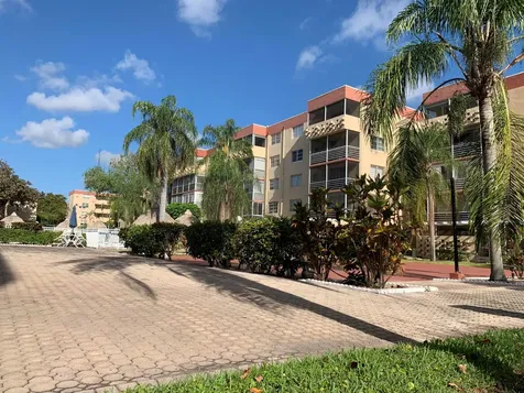 404 NW 68th Avenue Plantation FL 33317