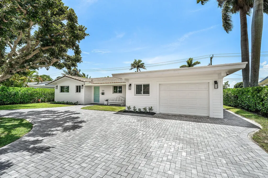 1128 SW 7th Street Boca Raton FL 33486