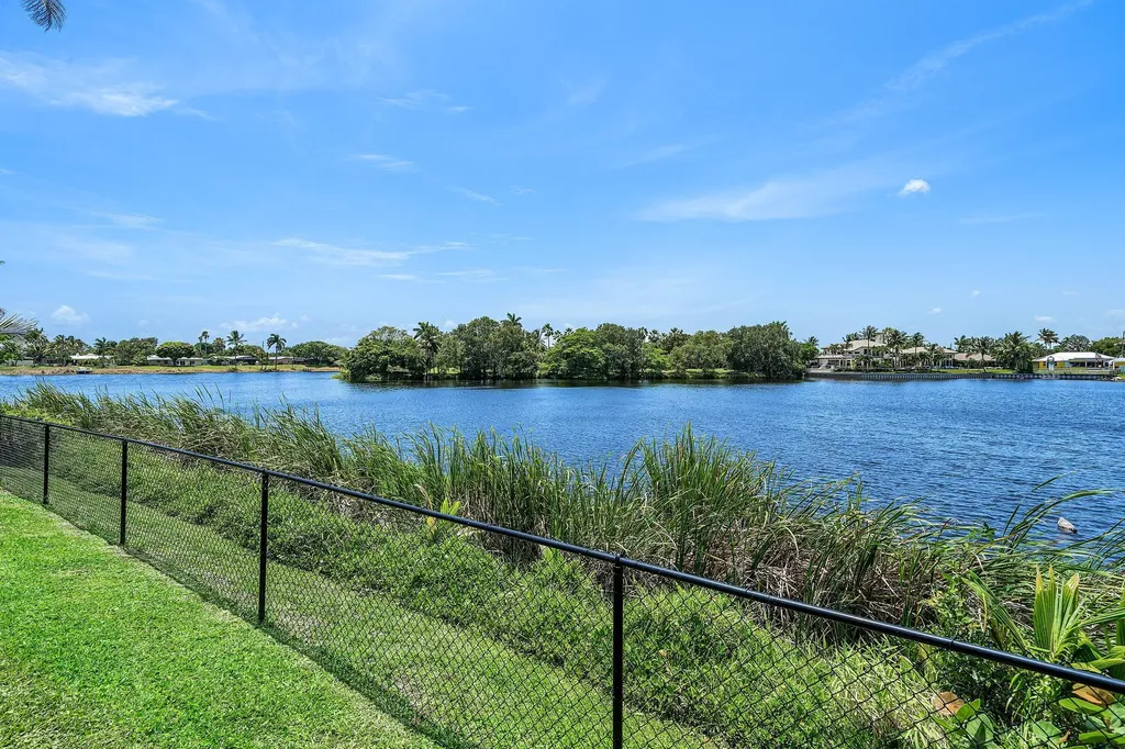 1128 SW 7th Street Boca Raton FL 33486