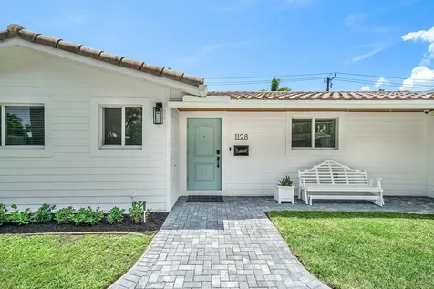 1128 SW 7th Street Boca Raton FL 33486