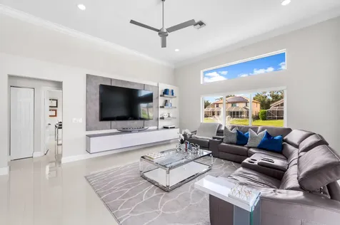 10287 NW 53rd Court Coral Springs FL 33076