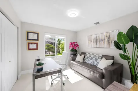 10287 NW 53rd Court Coral Springs FL 33076