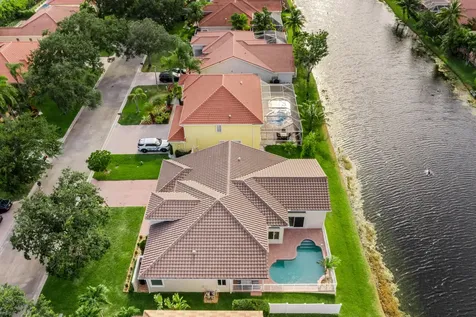 10287 NW 53rd Court Coral Springs FL 33076