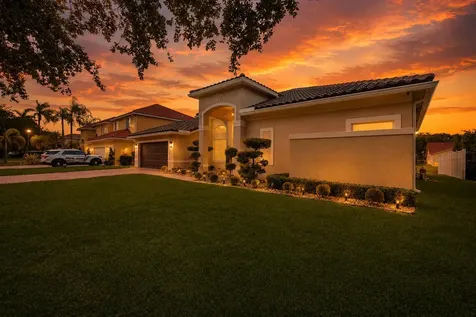 10287 NW 53rd Court Coral Springs FL 33076