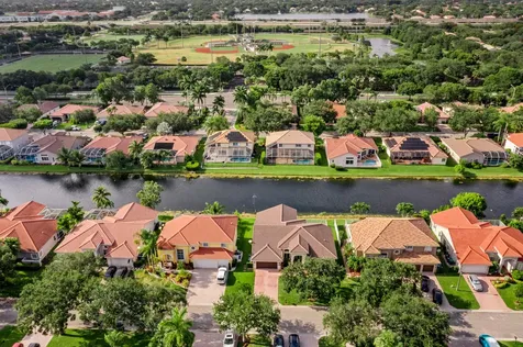 10287 NW 53rd Court Coral Springs FL 33076