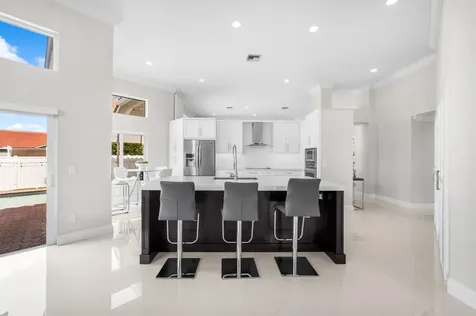 10287 NW 53rd Court Coral Springs FL 33076