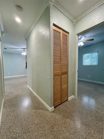5950 NE 6th Avenue Oakland Park FL 33334